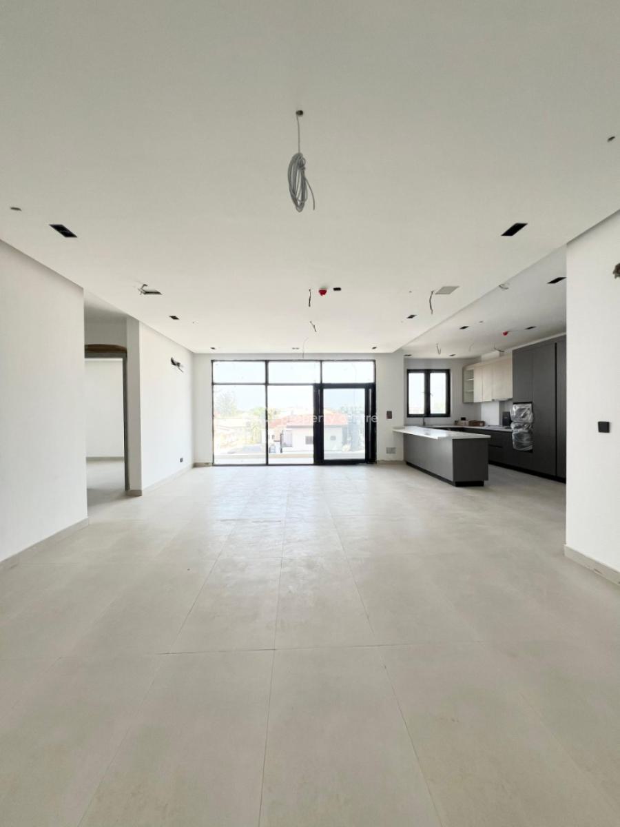 Luxurious 3 Bedroom Apartment with Rooftop, Pool, Lekki Phase 1, Lekki, Lagos, Flat / Apartment for Sale