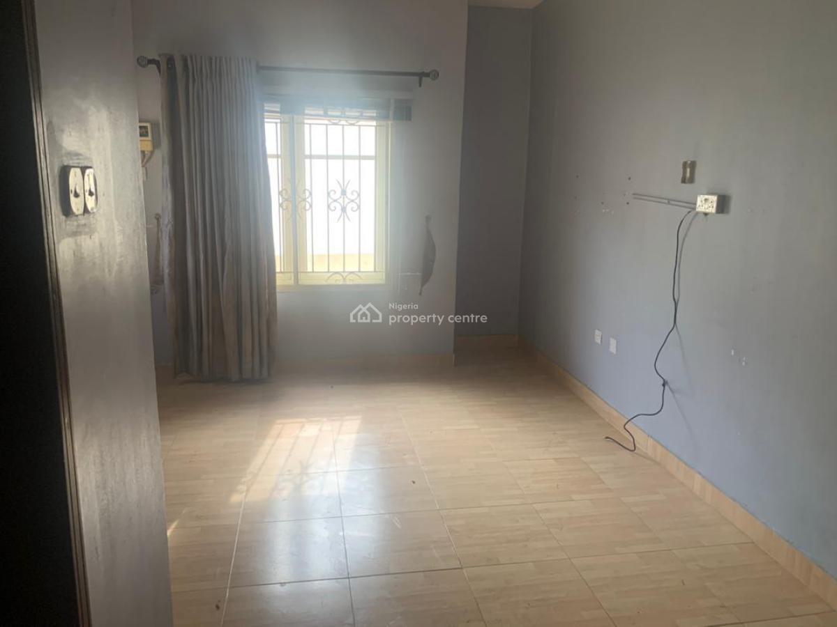 4 Bedroom Duplex on 650sqm + 2 Bq, Home Office, Massive Kitchen, Northern Foreshore, Chevron Drive, Lekki, Lagos, Detached Duplex for Sale