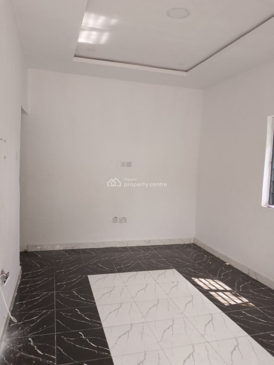 Massive Mini Flat, Ogunfayo Road, Eputu, Ibeju Lekki, Lagos, Mini Flat (room and Parlour) for Rent