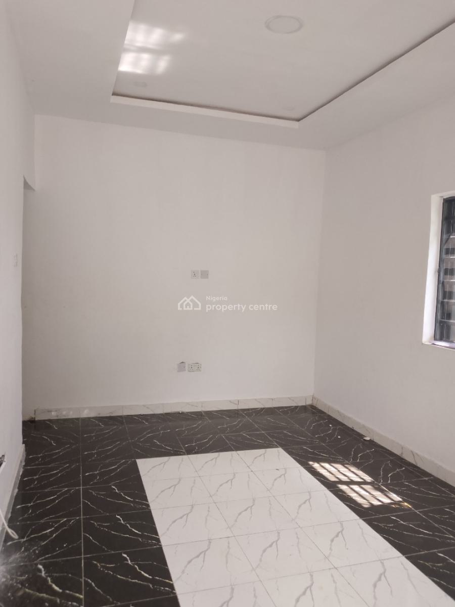 Massive Mini Flat, Ogunfayo Road, Eputu, Ibeju Lekki, Lagos, Mini Flat (room and Parlour) for Rent