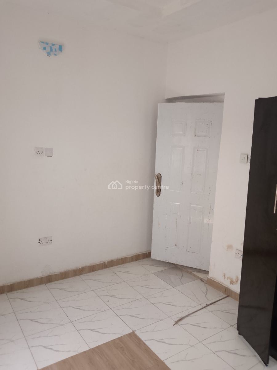 Massive Mini Flat, Ogunfayo Road, Eputu, Ibeju Lekki, Lagos, Mini Flat (room and Parlour) for Rent