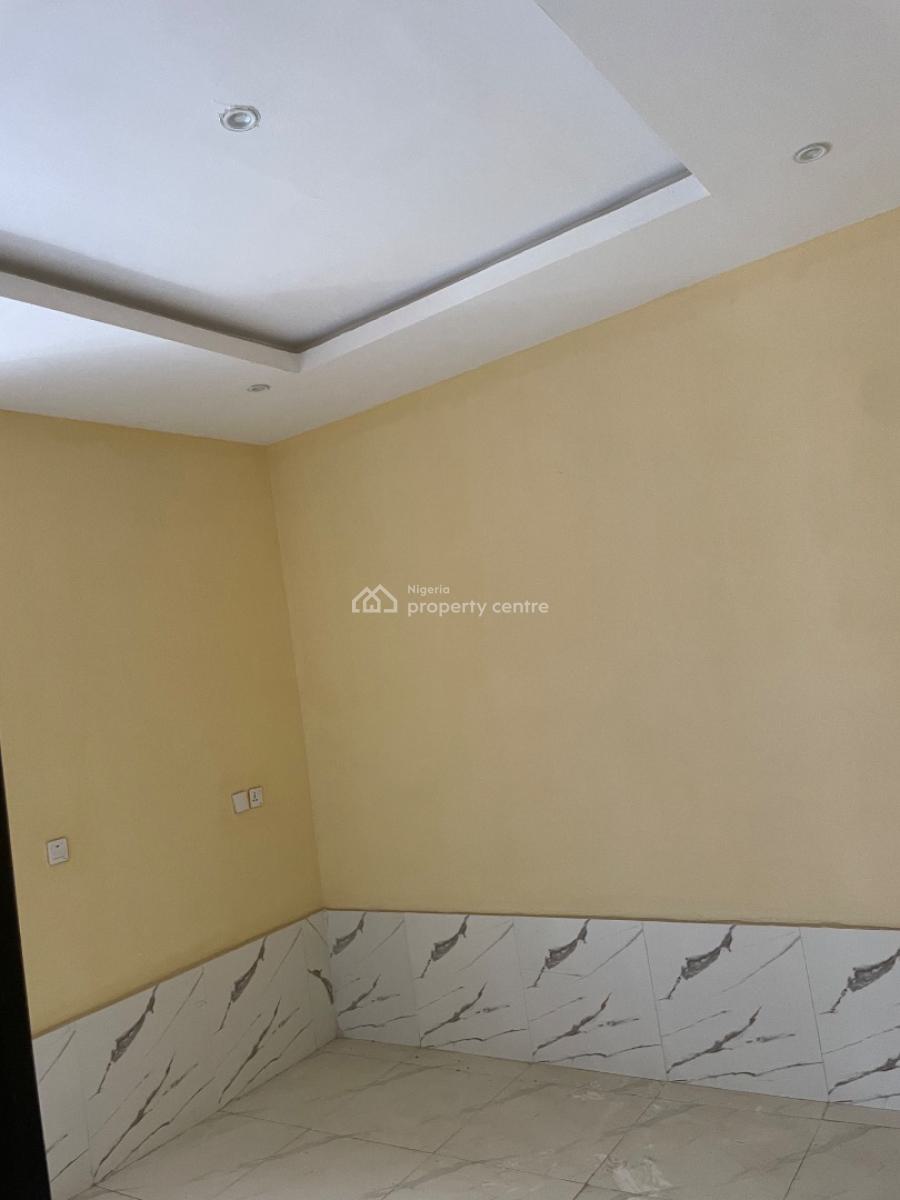 Newly Built 3-bedroom on Ground Floor En-suite with Guest Toilet, Alapere, Ketu, Lagos, Flat / Apartment for Rent