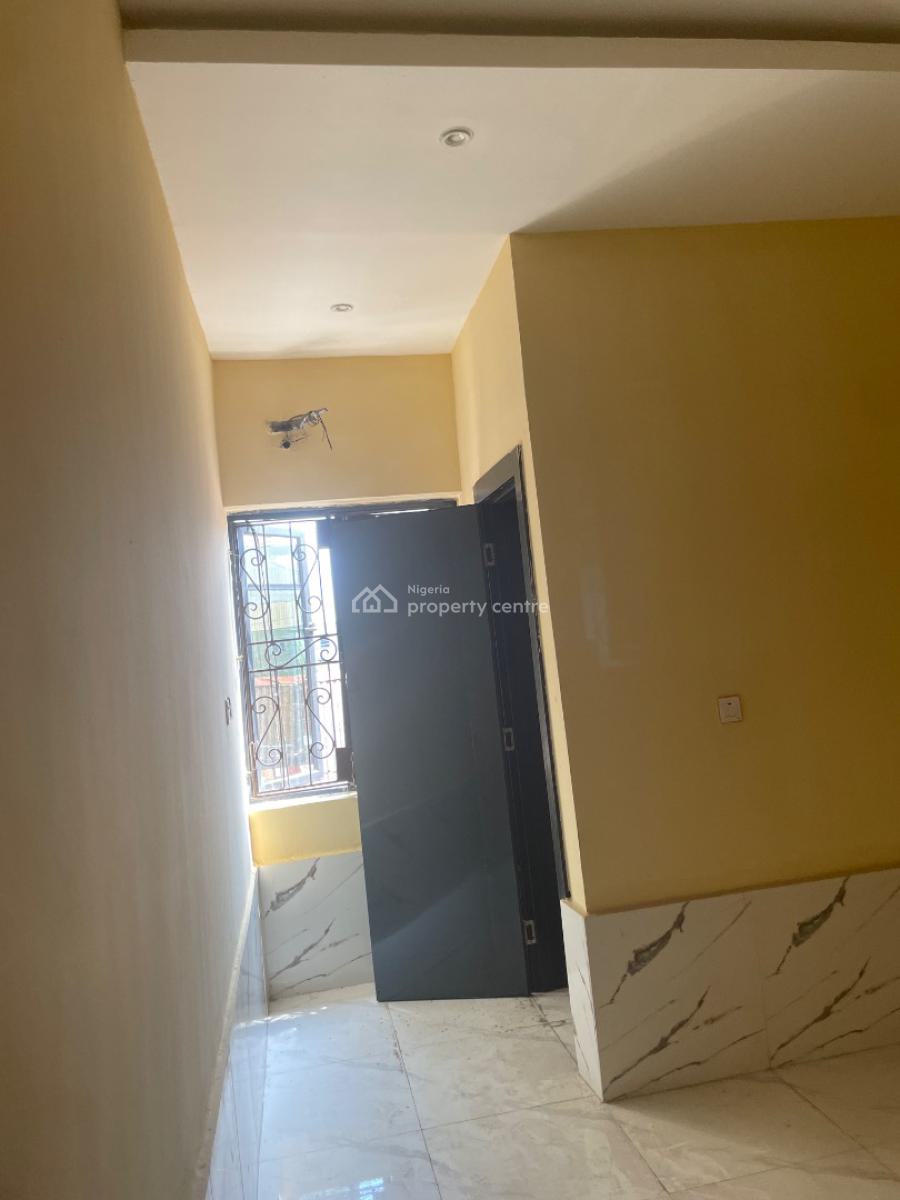 Newly Built 3-bedroom on Ground Floor En-suite with Guest Toilet, Alapere, Ketu, Lagos, Flat / Apartment for Rent