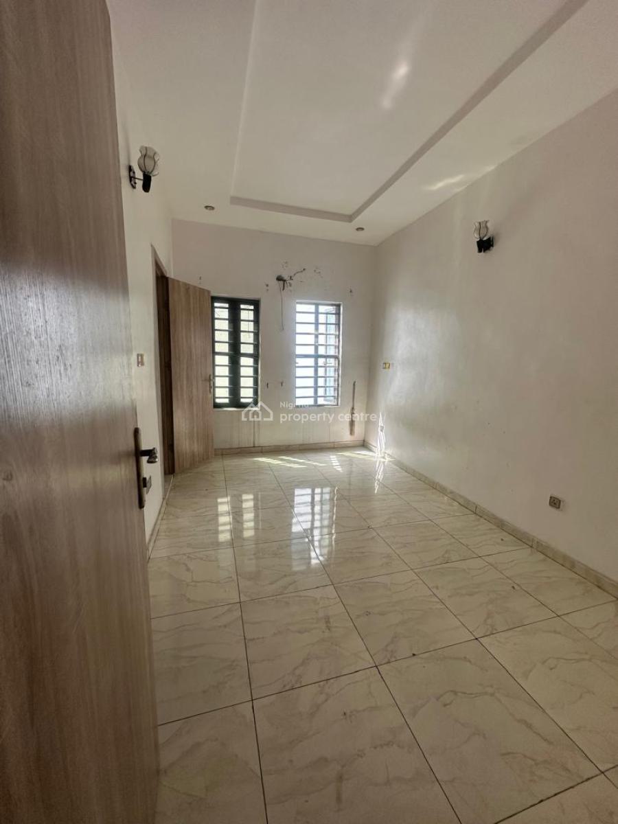 Room Self Contained/shared Apartment, Royal Pine Estate, Lekki Phase 2, Lekki, Lagos, Self Contain (single Rooms) for Rent