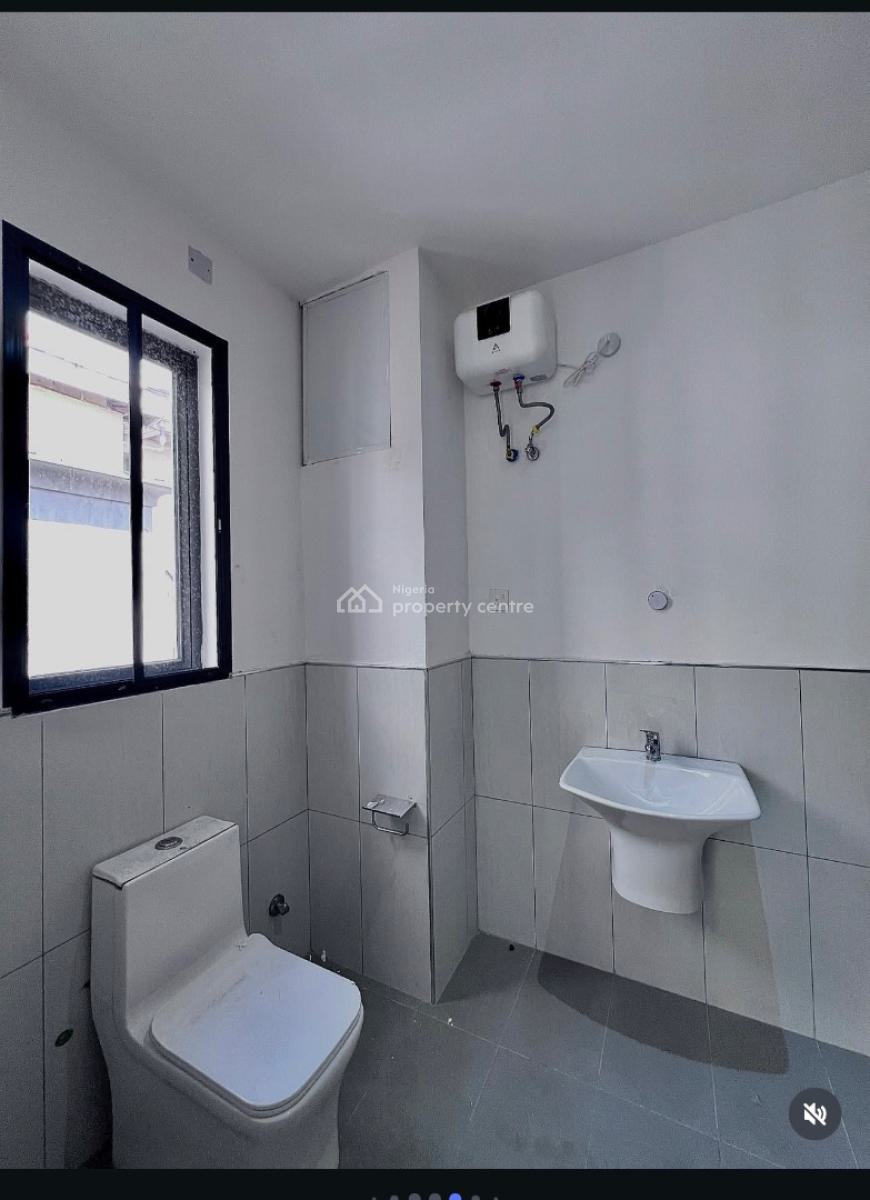 Fully Serviced 3 Bedroom Apartments with Pool and Elevator, Lekki Phase 1, Lekki, Lagos, Flat / Apartment for Sale