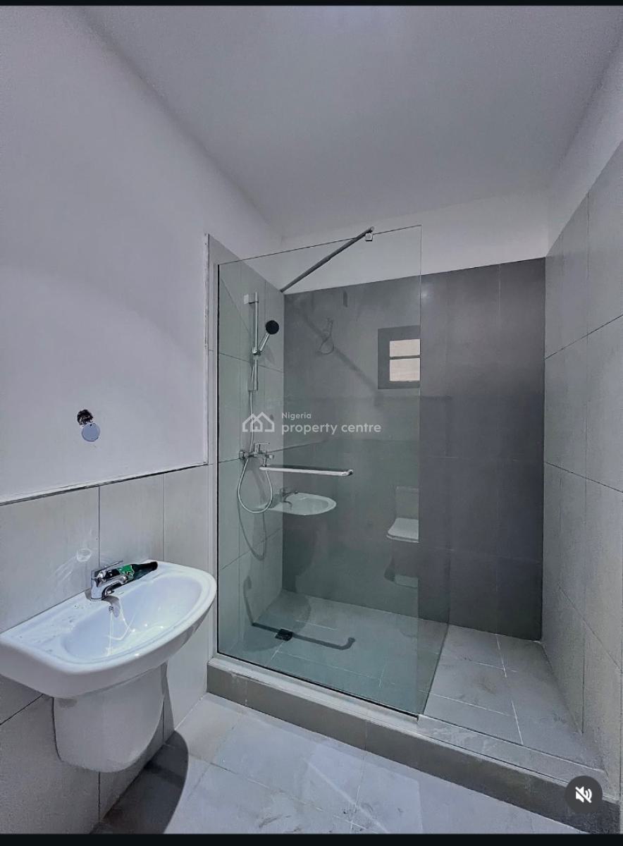 Fully Serviced 3 Bedroom Apartments with Pool and Elevator, Lekki Phase 1, Lekki, Lagos, Flat / Apartment for Sale