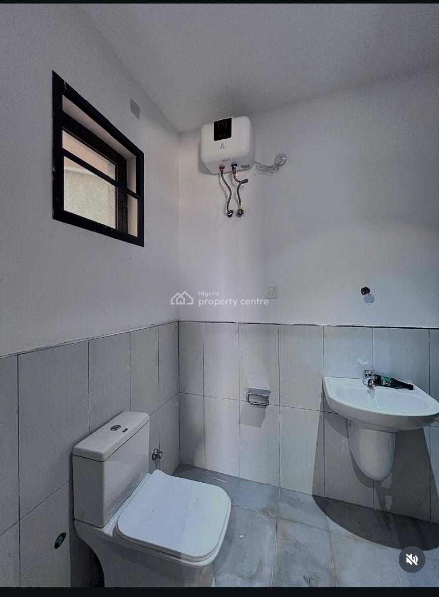 Fully Serviced 3 Bedroom Apartments with Pool and Elevator, Lekki Phase 1, Lekki, Lagos, Flat / Apartment for Sale