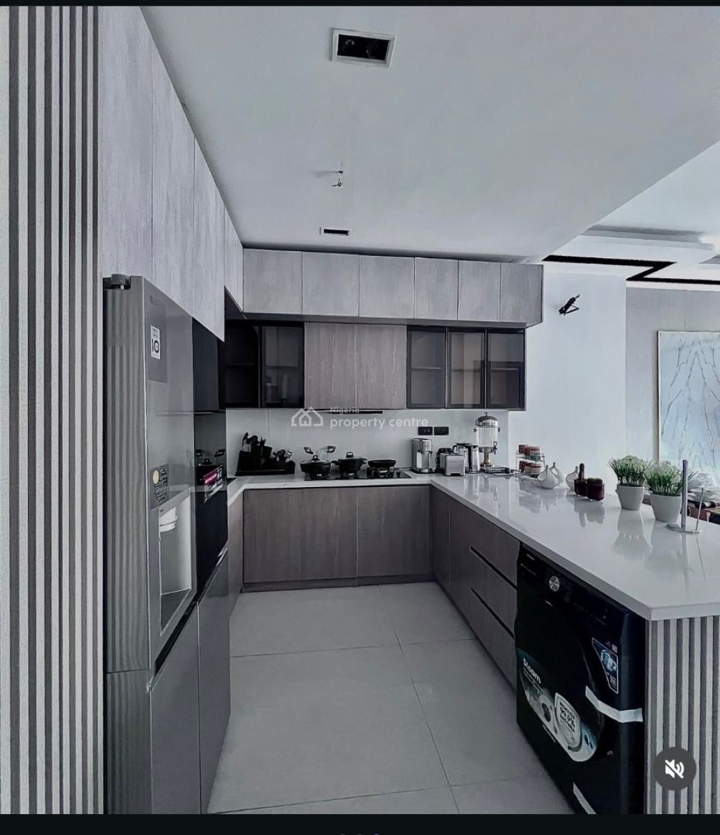 Contemporary 2 Bedroom Apartments with Gym,swimming Pool and Elevator, Lekki Phase 1, Lekki, Lagos, Flat / Apartment for Sale