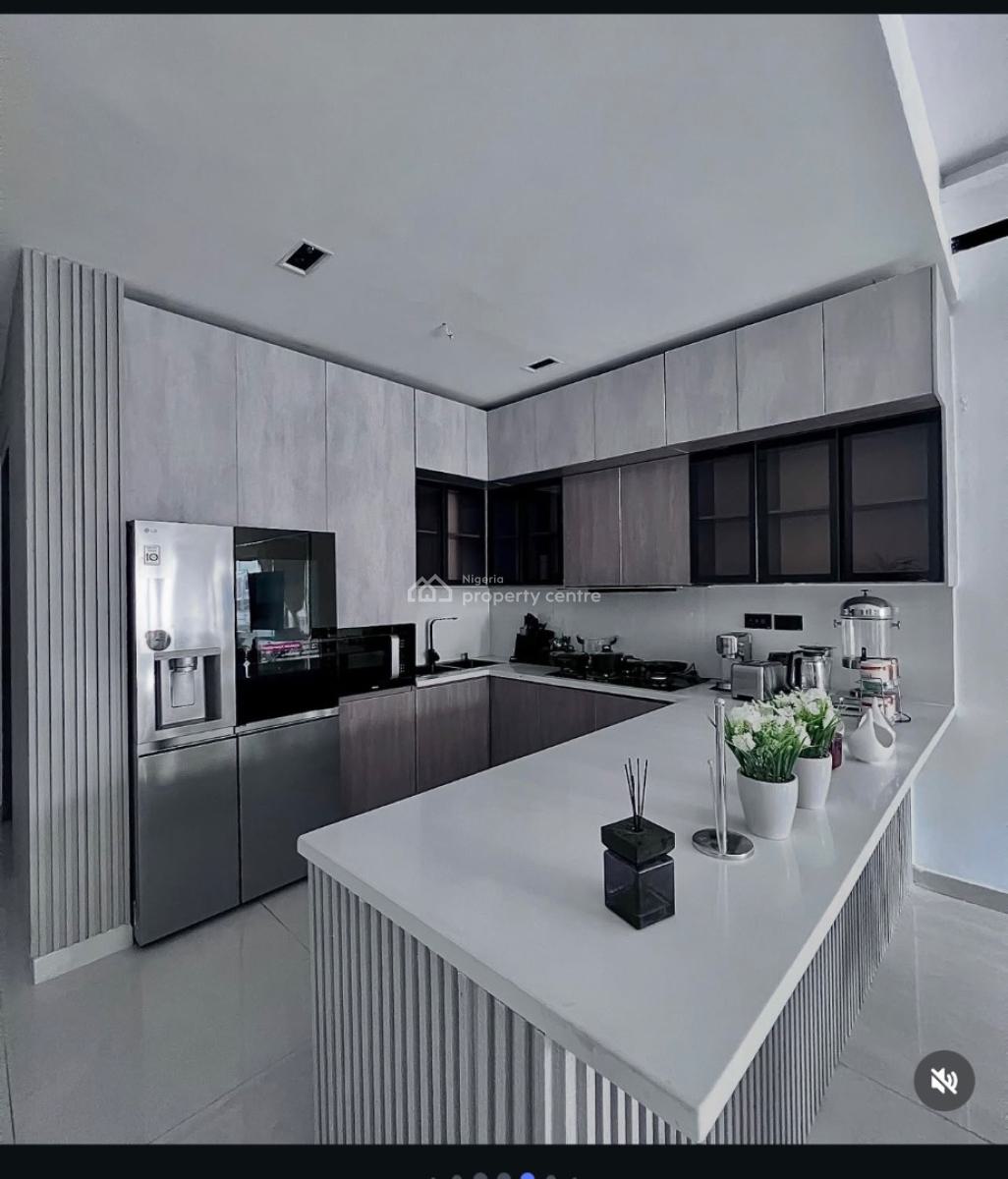 Contemporary 2 Bedroom Apartments with Gym,swimming Pool and Elevator, Lekki Phase 1, Lekki, Lagos, Flat / Apartment for Sale