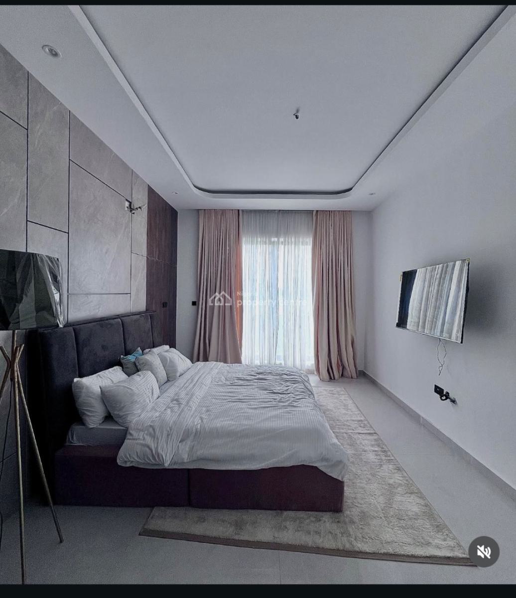 Contemporary 2 Bedroom Apartments with Gym,swimming Pool and Elevator, Lekki Phase 1, Lekki, Lagos, Flat / Apartment for Sale