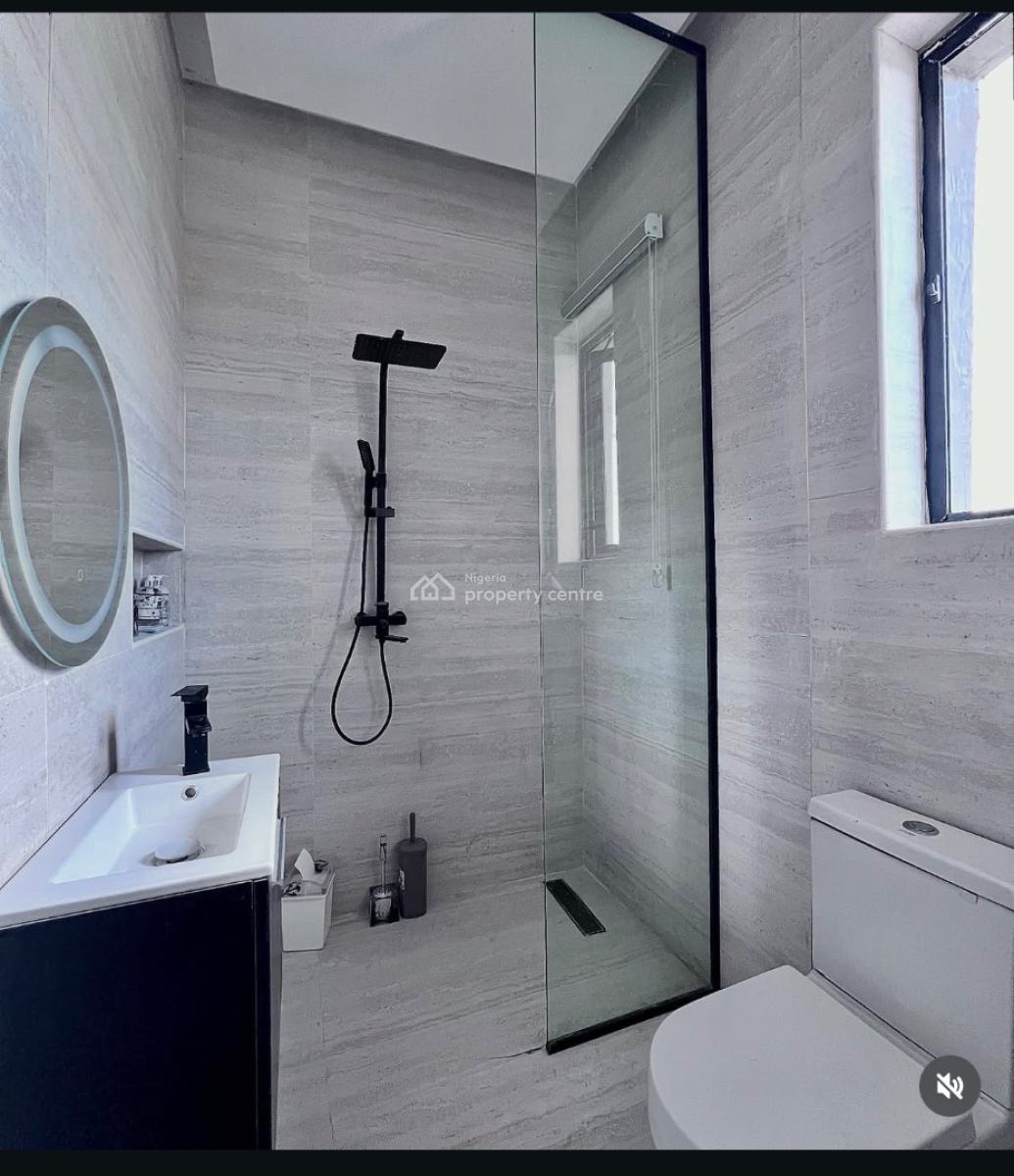 Contemporary 2 Bedroom Apartments with Gym,swimming Pool and Elevator, Lekki Phase 1, Lekki, Lagos, Flat / Apartment for Sale