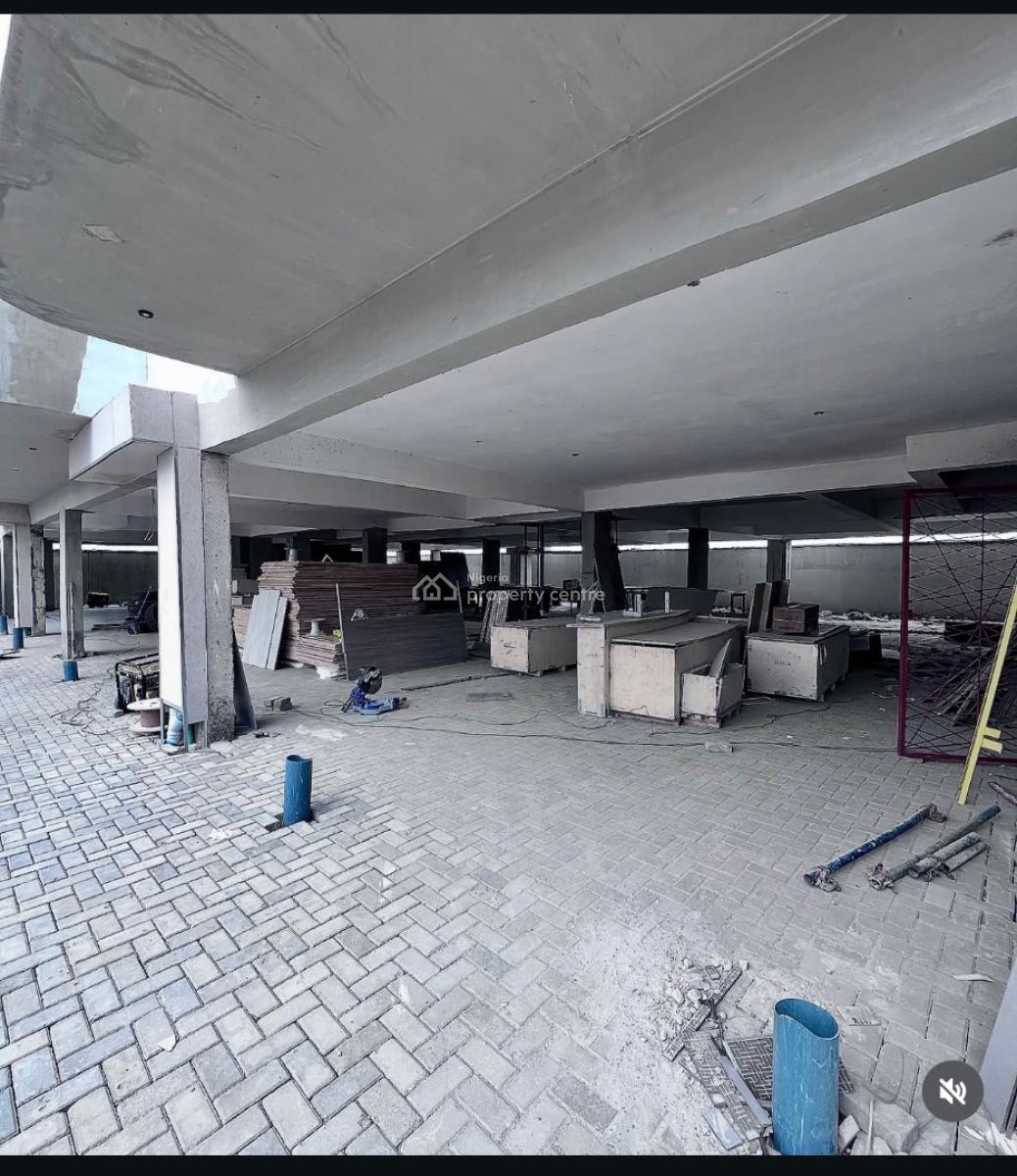 Contemporary 2 Bedroom Apartments with Gym,swimming Pool and Elevator, Lekki Phase 1, Lekki, Lagos, Flat / Apartment for Sale