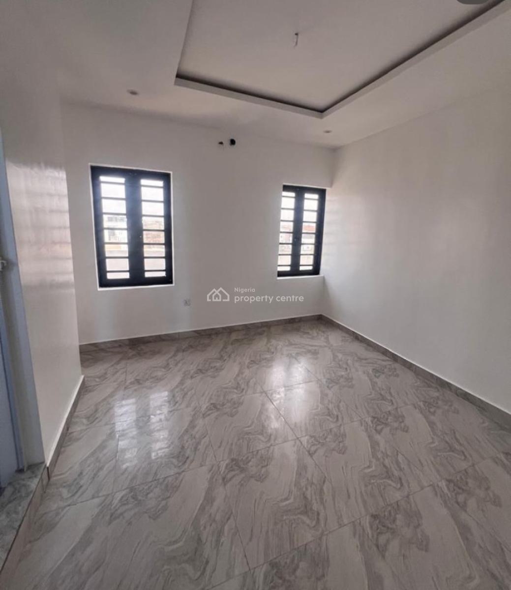 2 Bedroom Apartment, Ologolo, Lekki, Lagos, Flat / Apartment for Sale