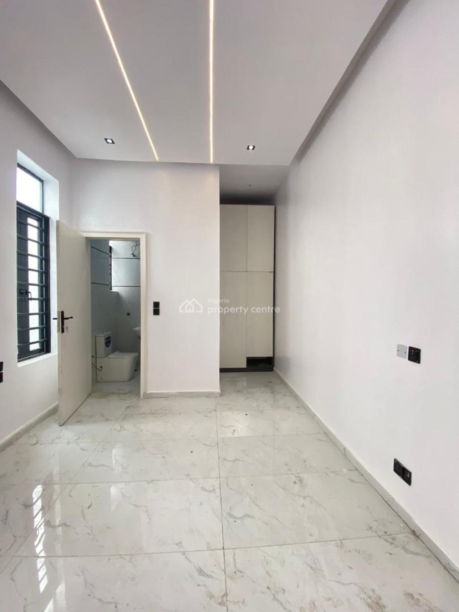 5 Bedroom Fully Detached Duplex with a Room Bq, & Swimming Pool, Vgc, Lekki, Lagos, Detached Duplex for Sale