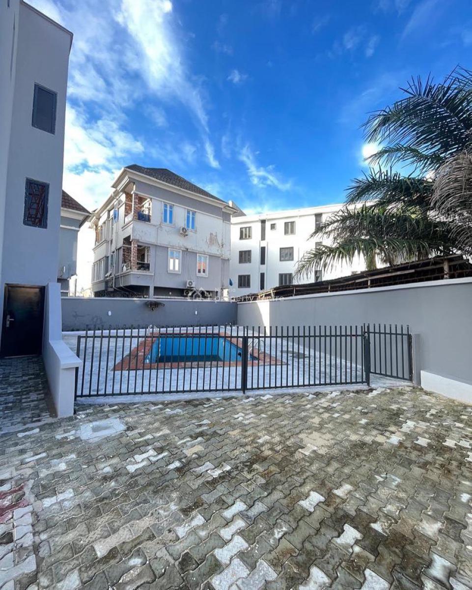 4 Bedroom Terraced Duplex with Study, Spg Road, Ologolo, Lekki, Lagos, Terraced Duplex for Sale