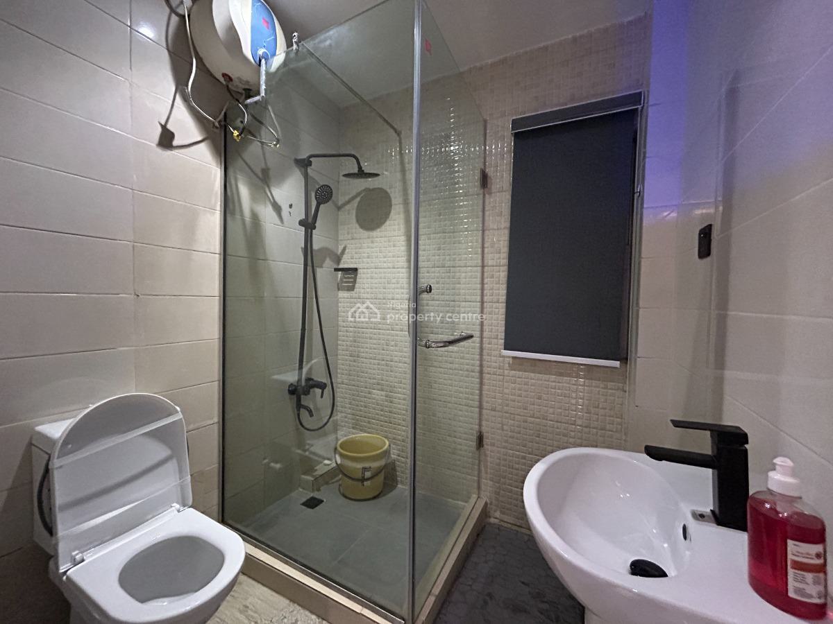 Exquisite 1 Bedroom Studio, Off Admiralty Road, Lekki Phase 1, Lekki, Lagos, Flat / Apartment Short Let