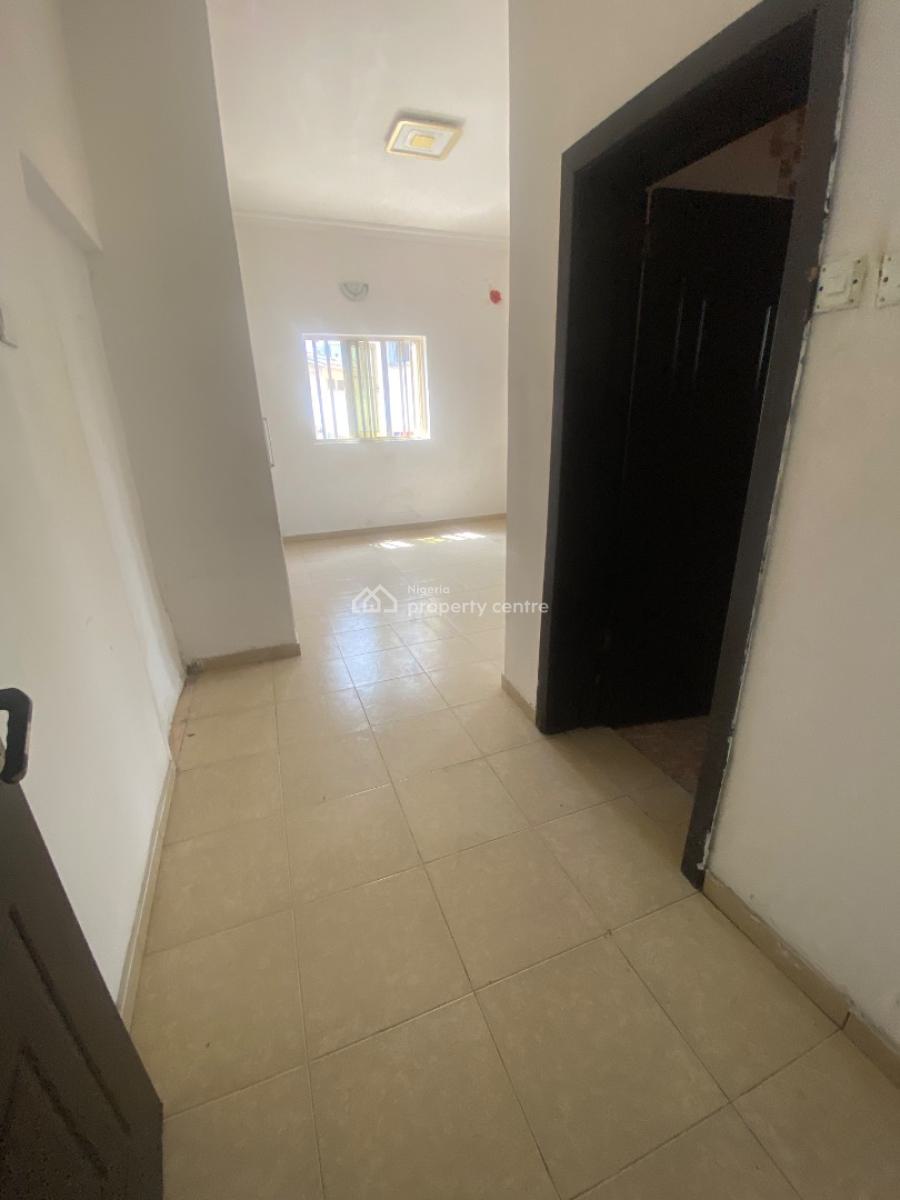 Standard Two Bedroom Flat with a Very Big Open Plan Kitchen, Bera Estate, Lekki, Lagos, Flat / Apartment for Rent