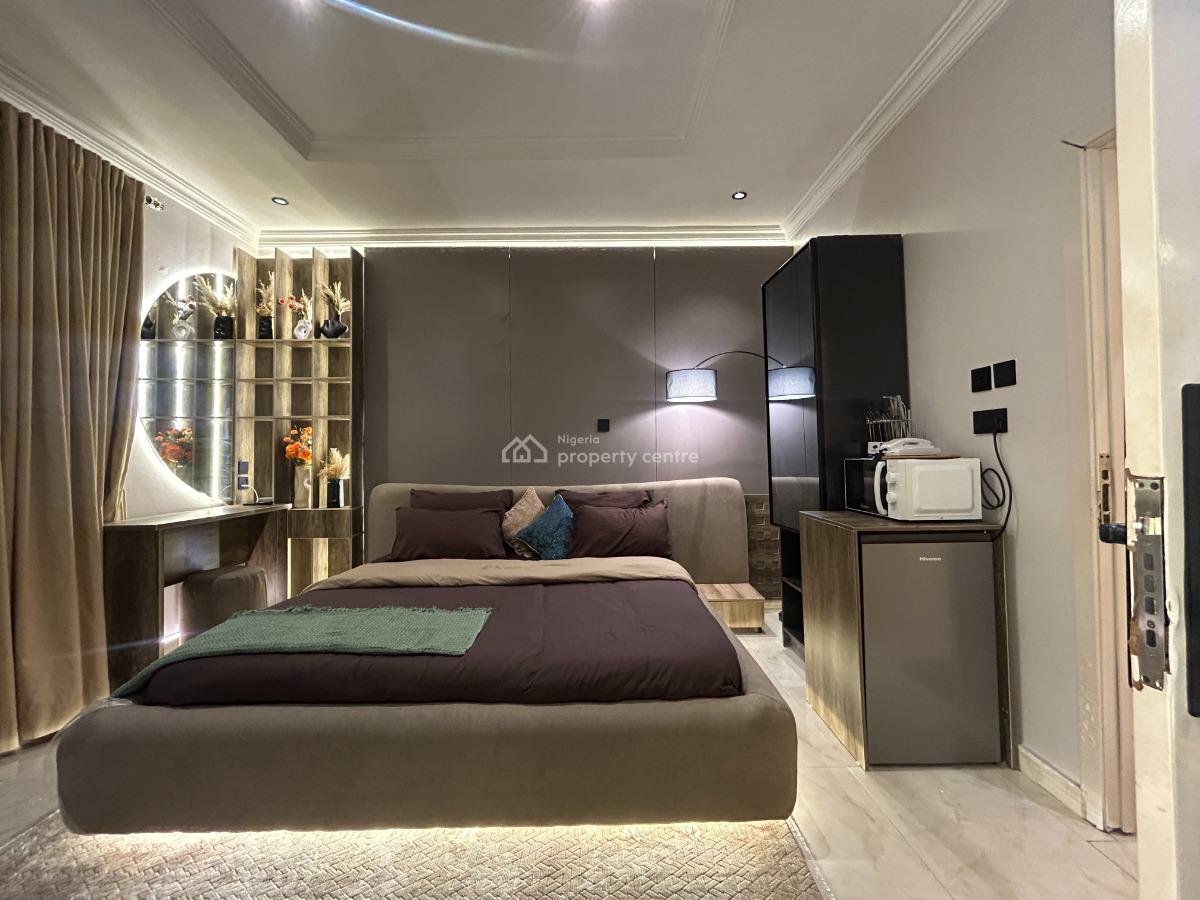 Classy 1 Bedroom Studio Apartment, Off Admiralty, Lekki Phase 1, Lekki, Lagos, Mini Flat (room and Parlour) Short Let