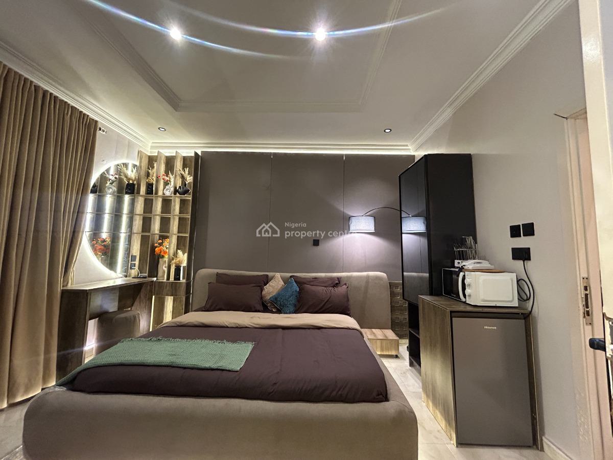Classy 1 Bedroom Studio Apartment, Off Admiralty, Lekki Phase 1, Lekki, Lagos, Mini Flat (room and Parlour) Short Let