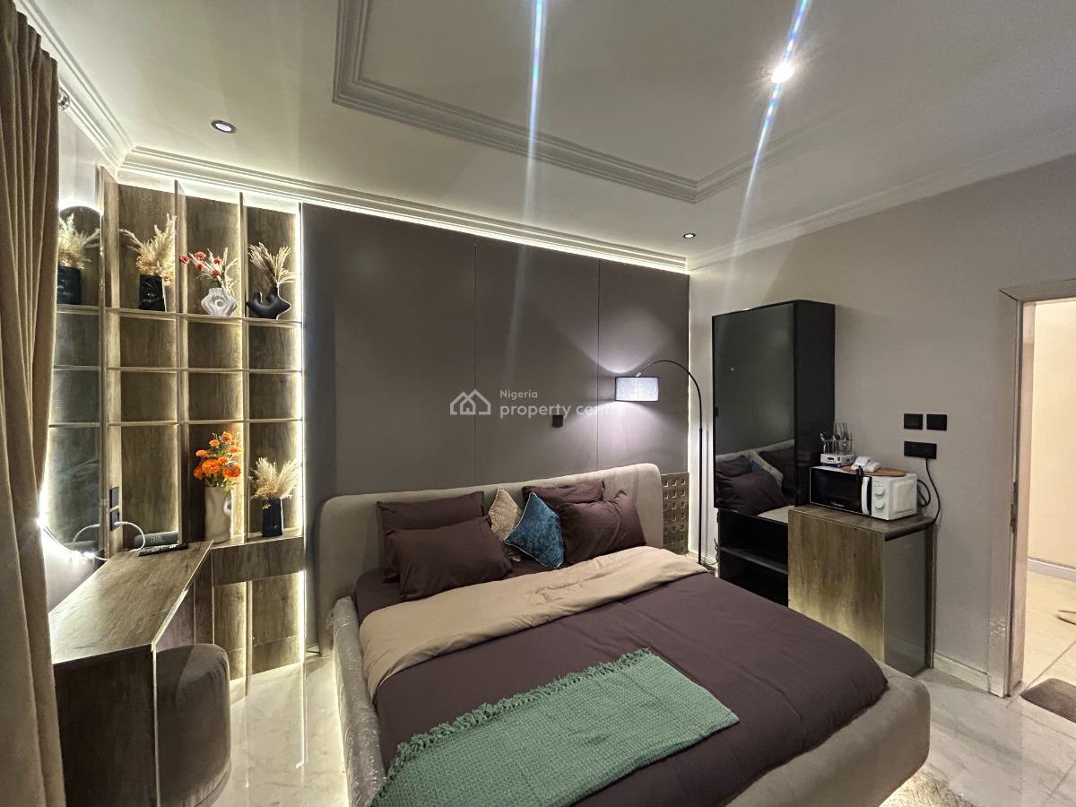 Classy 1 Bedroom Studio Apartment, Off Admiralty, Lekki Phase 1, Lekki, Lagos, Mini Flat (room and Parlour) Short Let