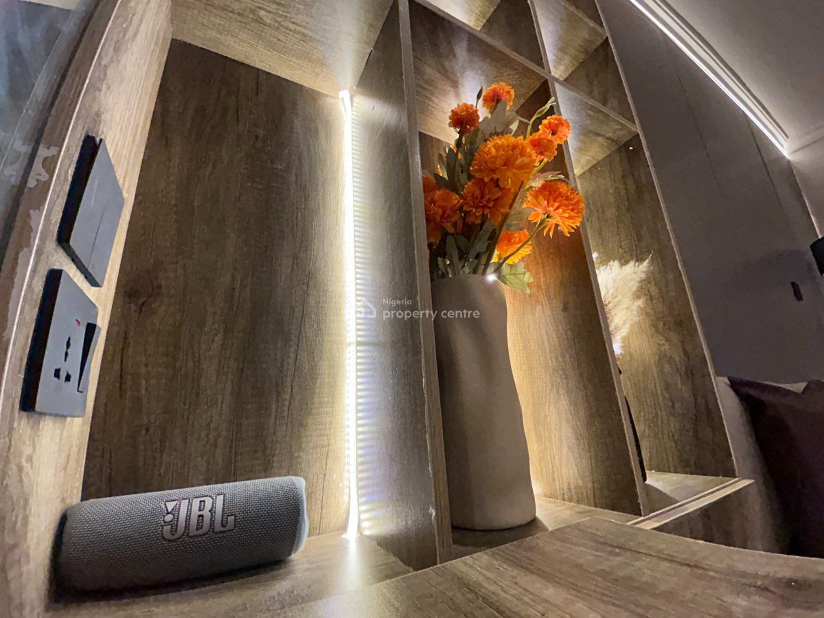 Classy 1 Bedroom Studio Apartment, Off Admiralty, Lekki Phase 1, Lekki, Lagos, Mini Flat (room and Parlour) Short Let