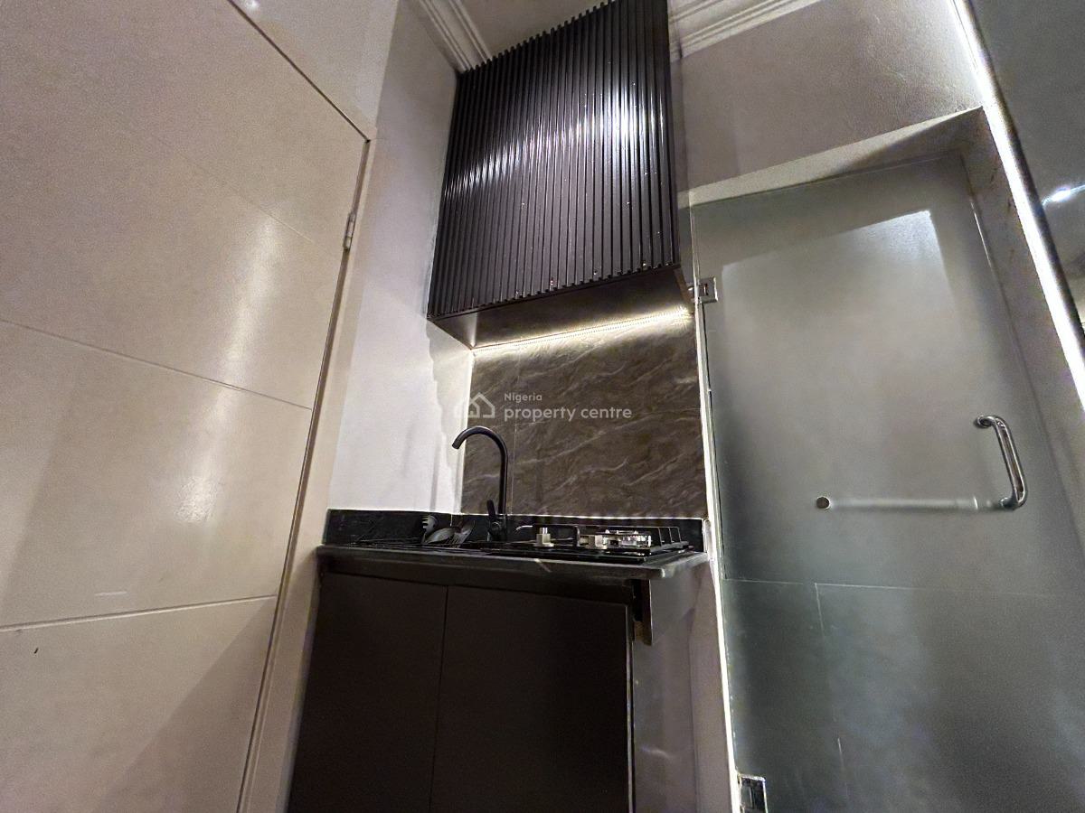 Classy 1 Bedroom Studio Apartment, Off Admiralty, Lekki Phase 1, Lekki, Lagos, Mini Flat (room and Parlour) Short Let