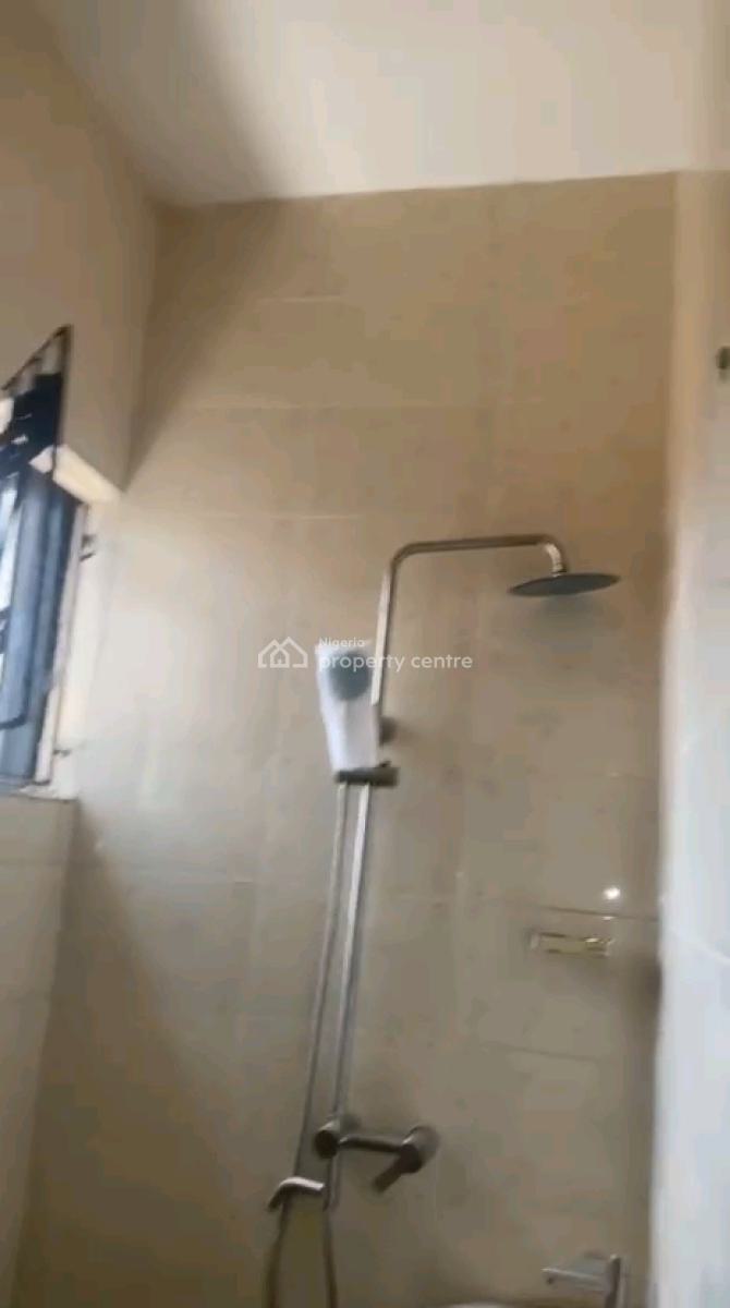 Newly Built 2-bedroom Upstairs En-suite with Guest Toilet Separate Met, Oshogun, Alapere, Ketu, Lagos, Flat / Apartment for Rent