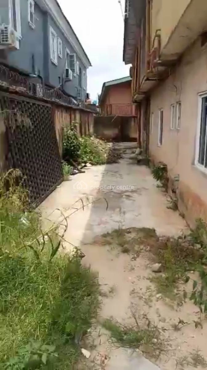 4 Unit of 3 Bedroom Flat and 2 Unit of 2 Bedroom Flat, Egbeda, Akowonjo, Alimosho, Lagos, Block of Flats for Sale