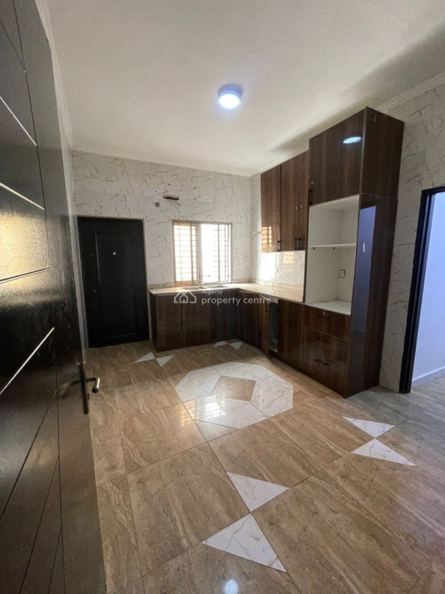 3 Bedroom Duplex, Off Admiralty, Lekki Phase 1, Lekki, Lagos, Detached Duplex for Rent