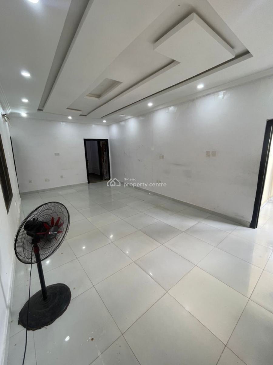 3 Bedroom Duplex, Off Admiralty, Lekki Phase 1, Lekki, Lagos, Detached Duplex for Rent