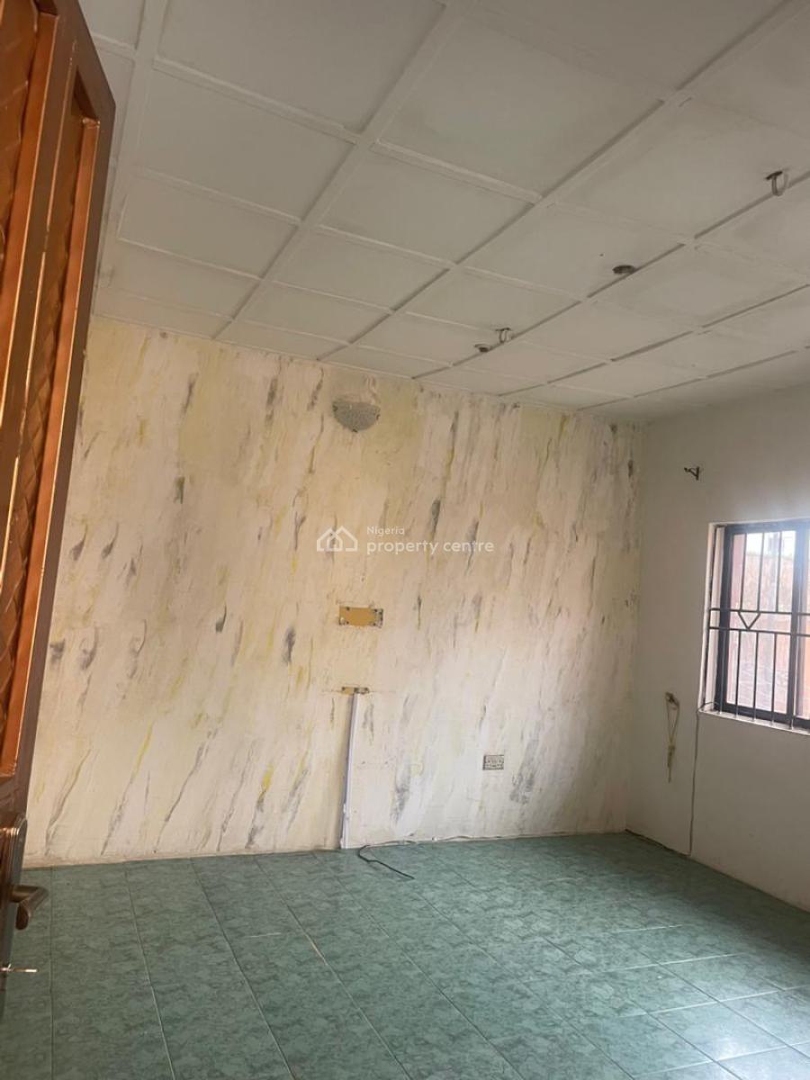 2bedroom Apartment, Gra Phase 1, Magodo, Lagos, Flat / Apartment for Rent
