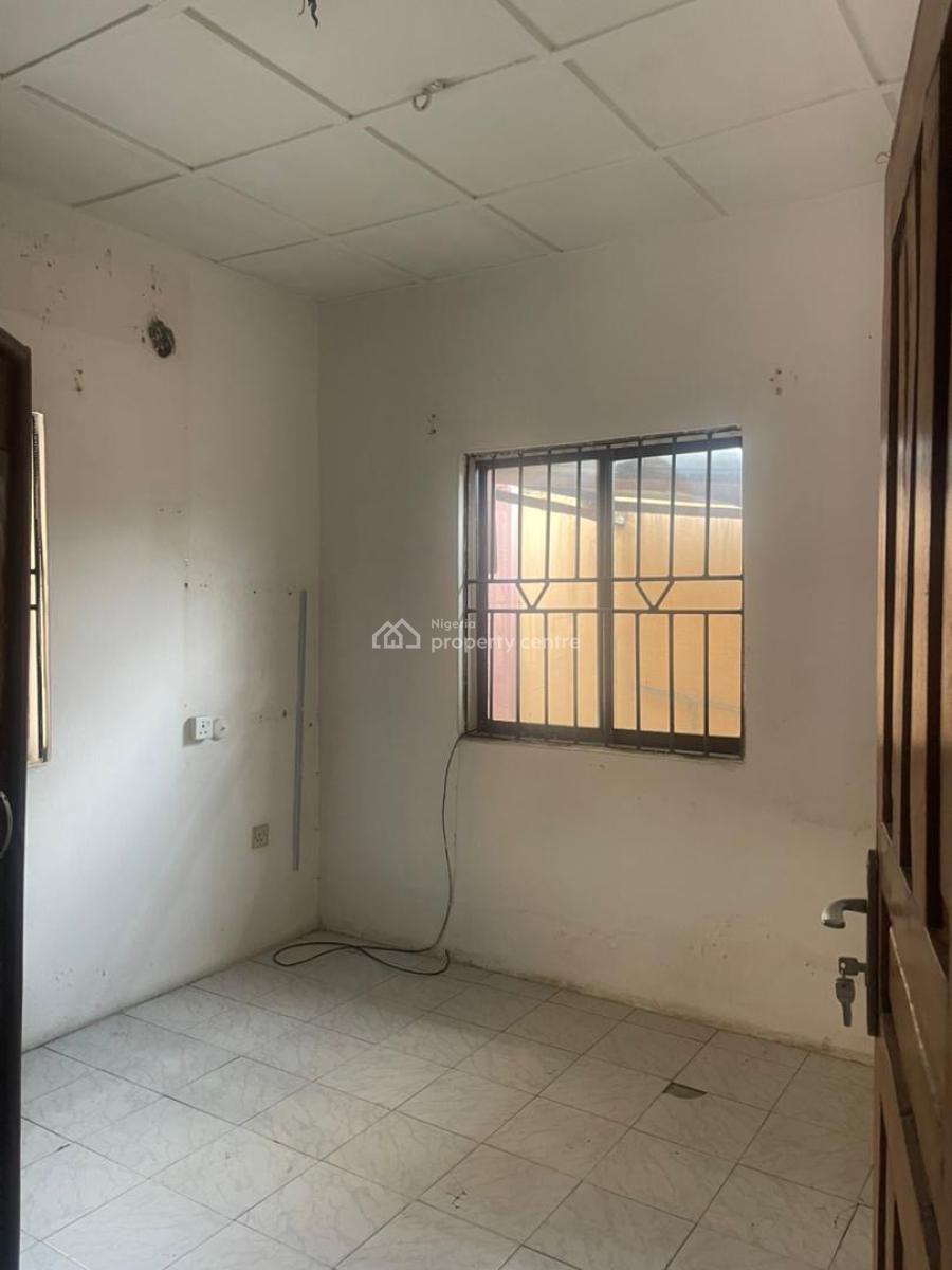 2bedroom Apartment, Gra Phase 1, Magodo, Lagos, Flat / Apartment for Rent