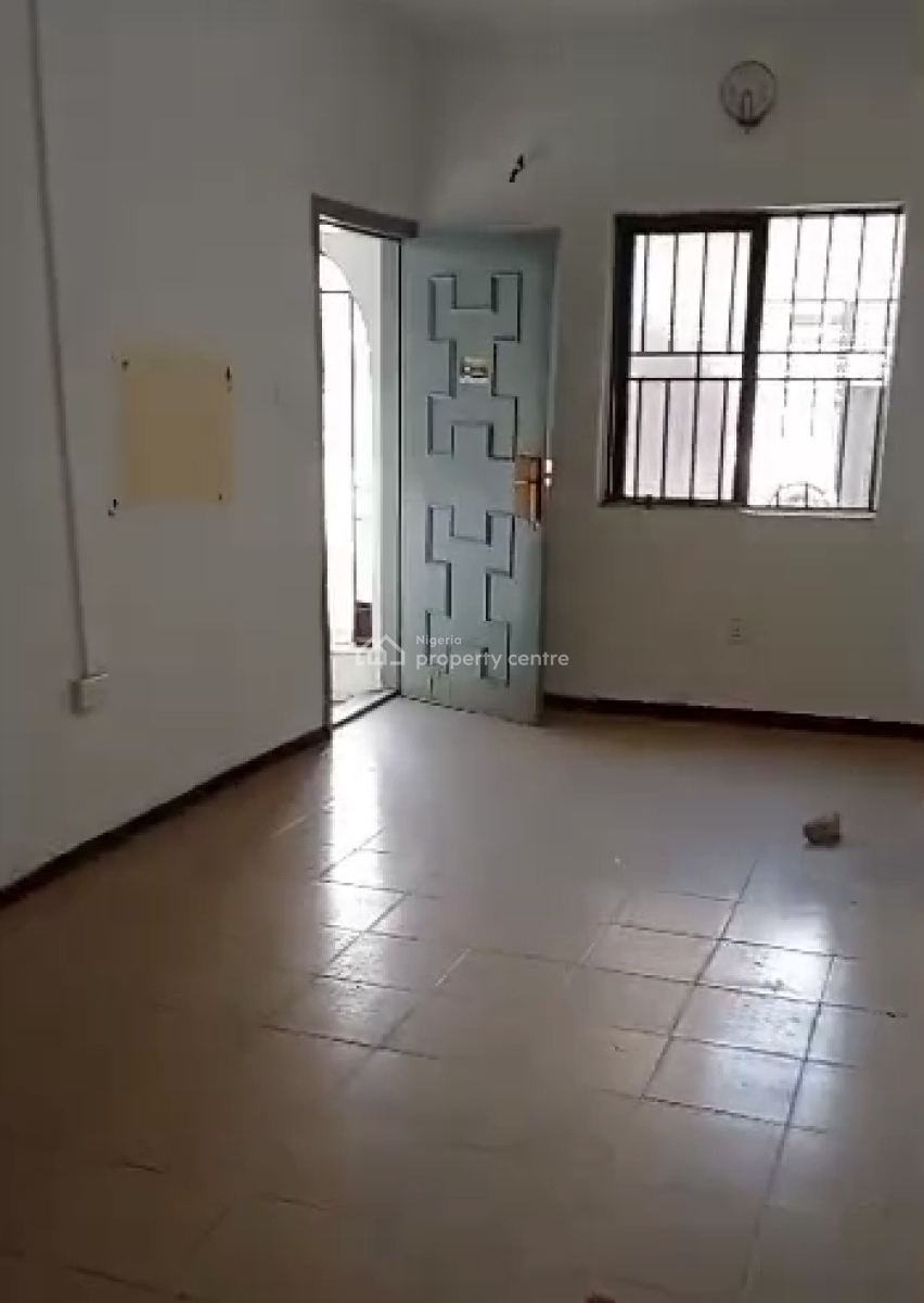 Affordable 2 Bedroom Bungalow, Self Compound, Abraham Adesanya Estate, Lekki Phase 2, Lekki, Lagos, Detached Bungalow for Sale