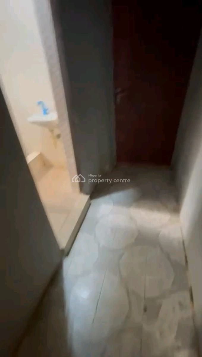 Decent 3 Bedroom Ground Flat Al Tiled N Pop 4t 3b, Medina Estate, Medina, Gbagada, Lagos, Flat / Apartment for Rent