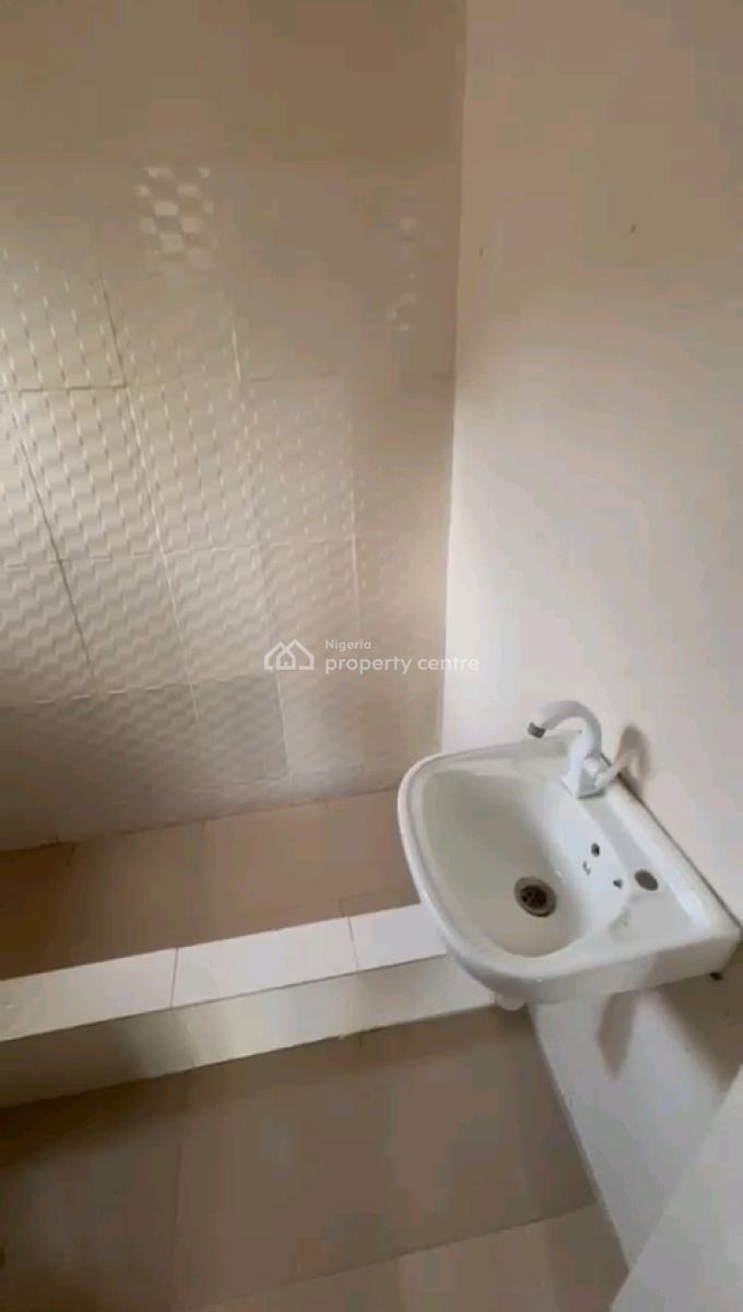 Decent 3 Bedroom Ground Flat Al Tiled N Pop 4t 3b, Medina Estate, Medina, Gbagada, Lagos, Flat / Apartment for Rent