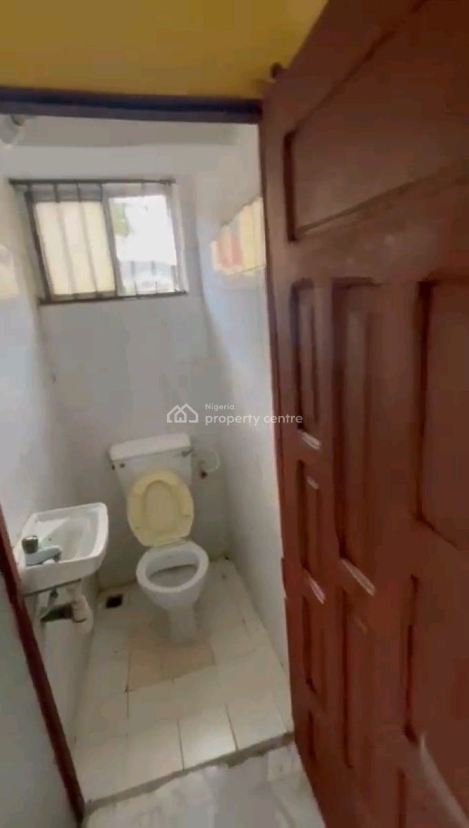 Decent 3 Bedroom Ground Flat Al Tiled N Pop 4t 3b, Medina Estate, Medina, Gbagada, Lagos, Flat / Apartment for Rent