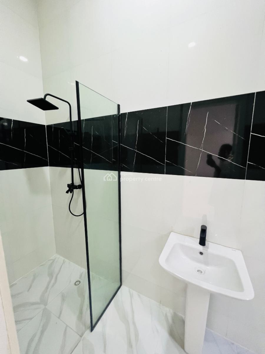 Well Built 4 Bedroom Luxury Duplex in an Estate, Ajah, Lagos, Semi-detached Duplex for Sale