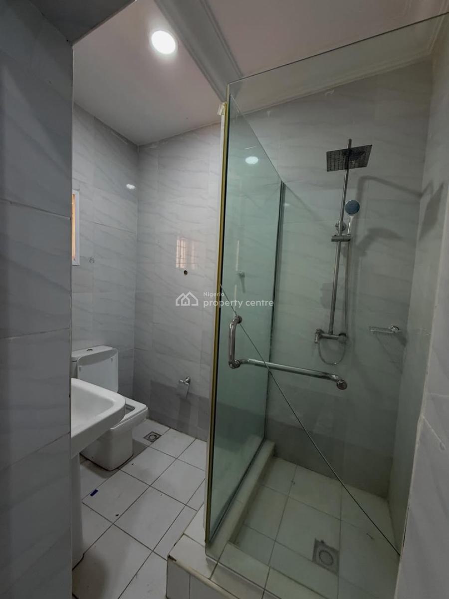 Distressed 4 Bedrooms Semi Detached Duplex,bq,inside a Gated Community, Serene Neighborhood. Good Access Road, Life Camp, Abuja, Semi-detached Duplex for Sale