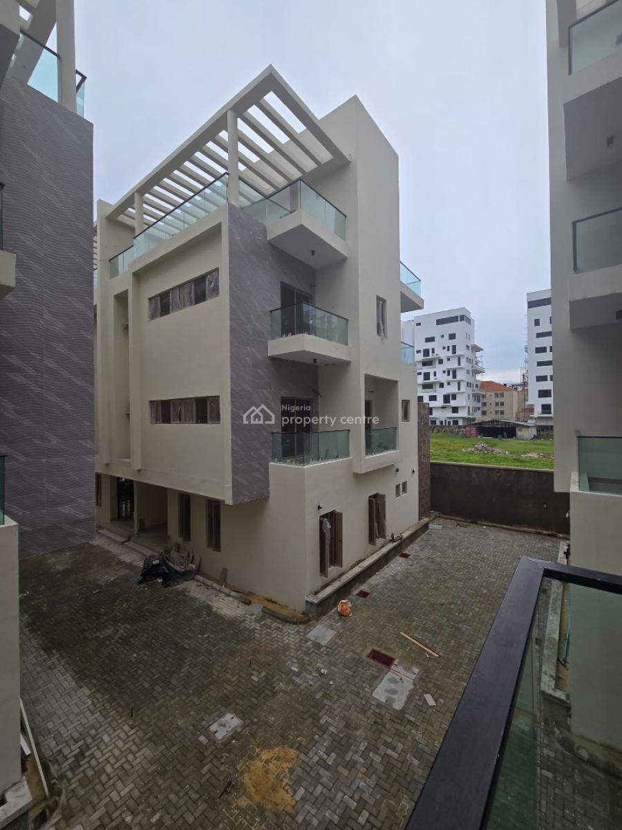 5 Bedroom Semi Detached Duplex + Bq, Banana Island, Ikoyi, Lagos, Flat / Apartment for Sale