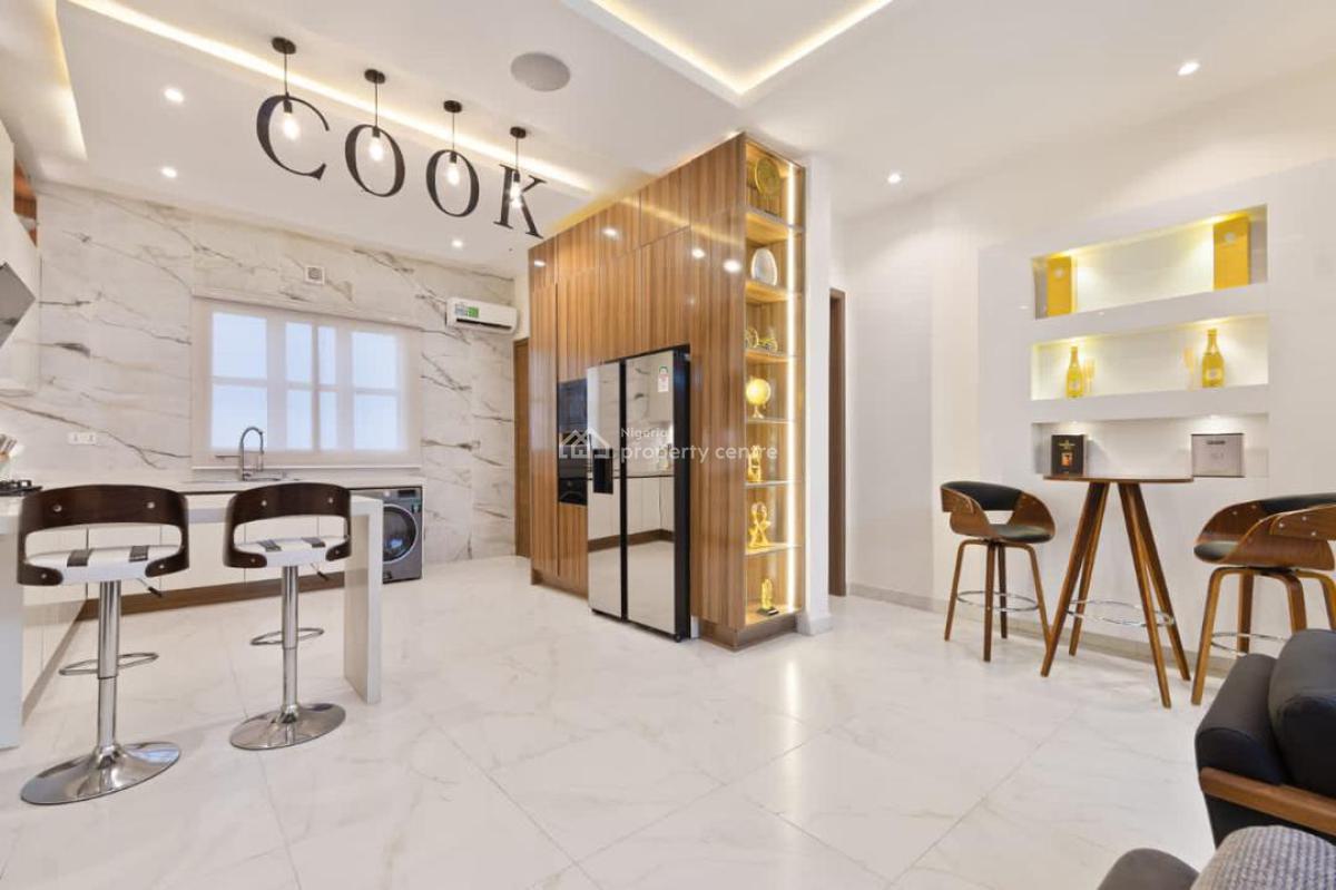 Luxury 2 Bedroom Apartment, Lekki Phase 1, Lekki, Lagos, Flat / Apartment Short Let