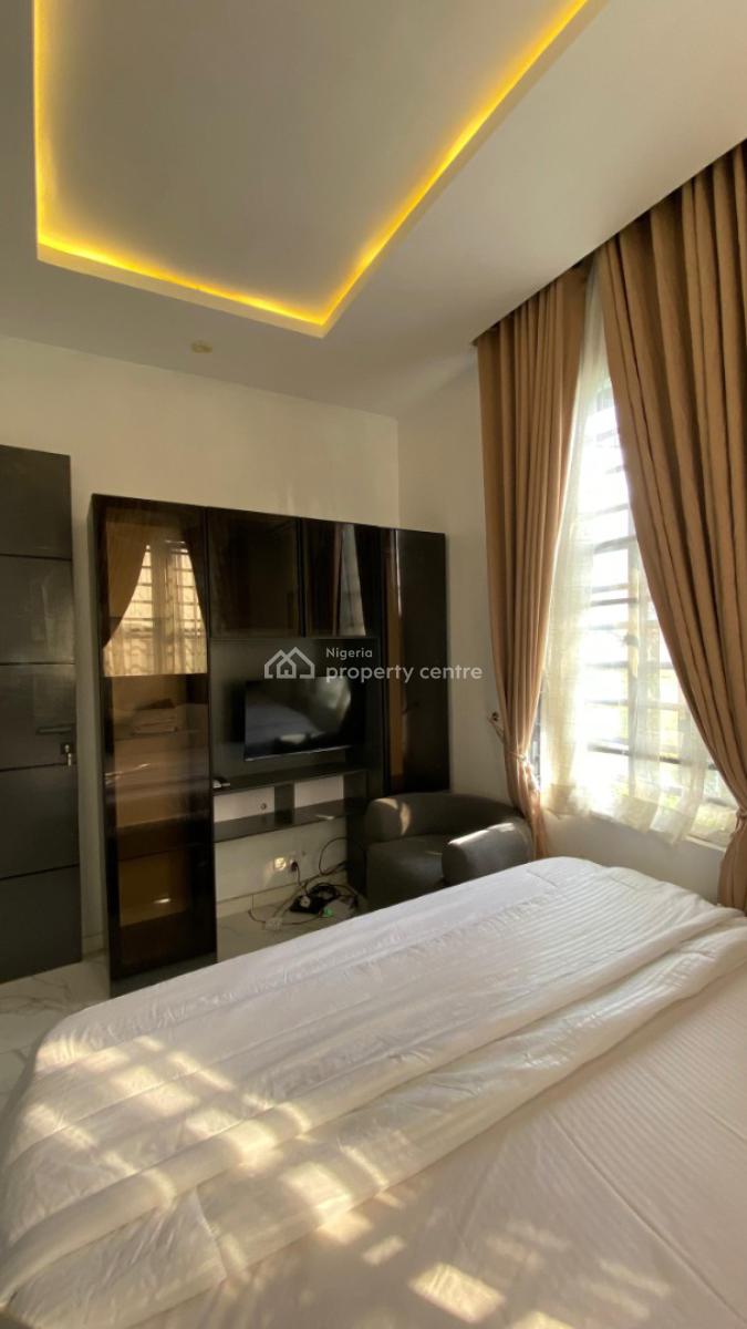 1 Bedroom Apartment with Ps5, Skymall, Sangotedo, Ajah, Lagos, Flat / Apartment Short Let