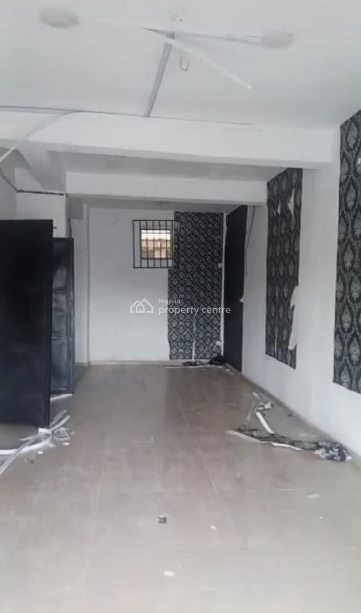 Spacious Shop with Toilet, Ogunnusi Road, Berger, Ojodu, Lagos, Shop for Rent