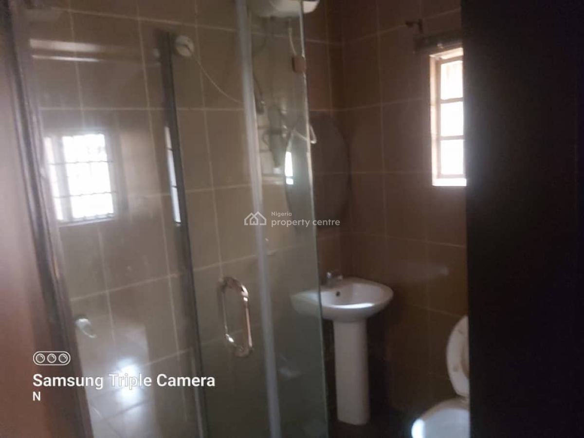 Newly Renovated 5 Bedrooms All Ensuite Detached House with 2 Rooms Bq, Lekki Phase 1, Lekki, Lagos, Detached Duplex for Rent