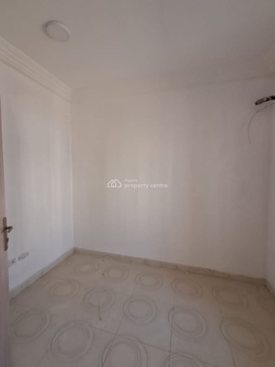 Relatively New 3-bedroom Terrace on Two Floors + Bq, New Road Alpha Beach Chevron, Lekki, Lagos, Terraced Duplex for Rent