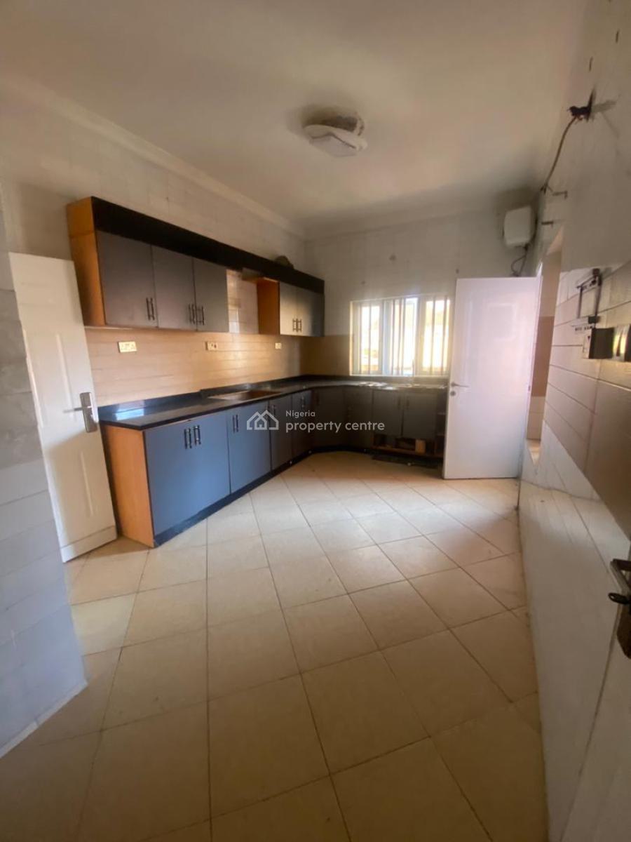 4bedroom  Terrace Duplex, Osapa Estate, Osapa, Lekki, Lagos, Flat / Apartment for Rent