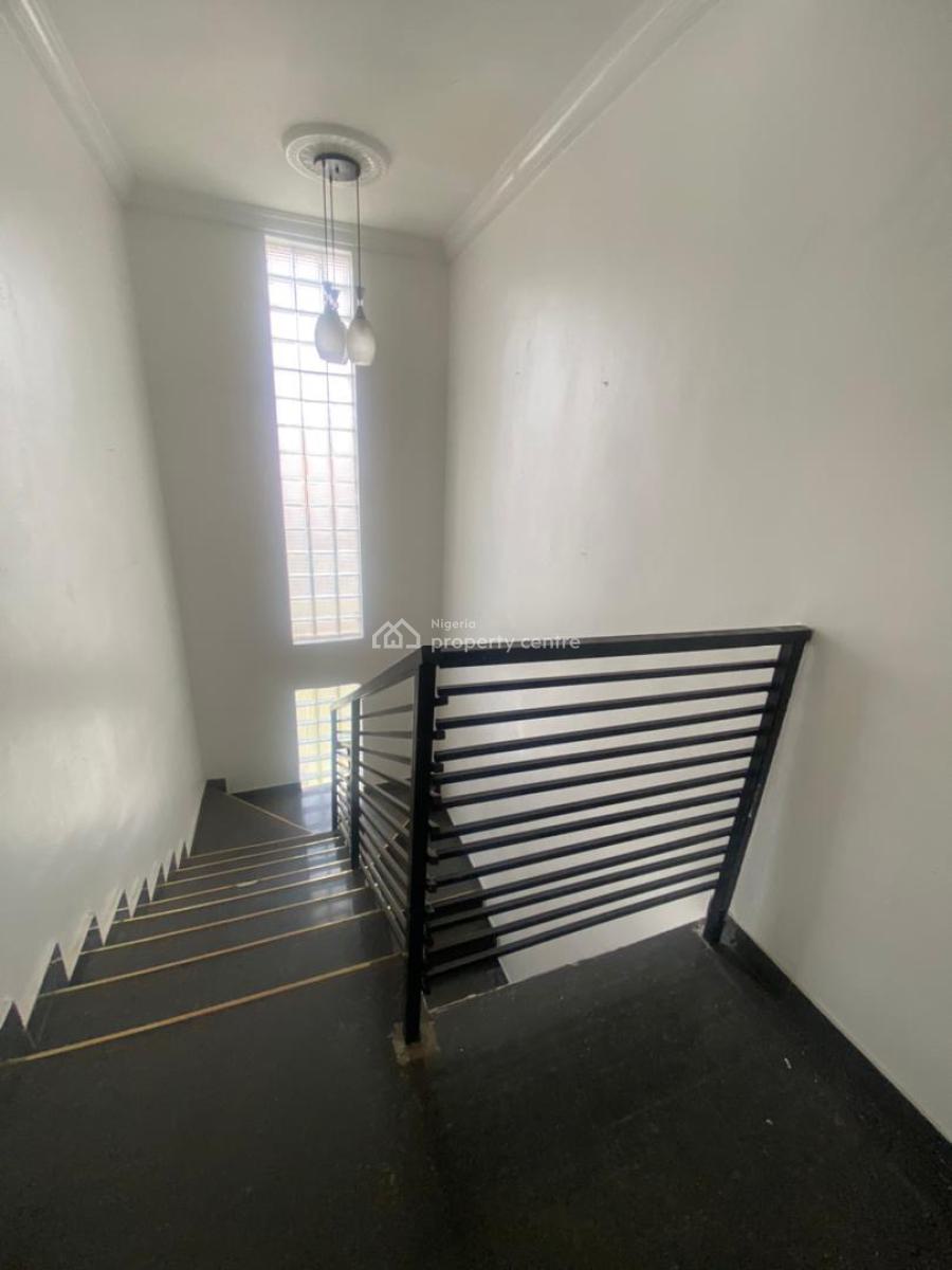 4bedroom  Terrace Duplex, Osapa Estate, Osapa, Lekki, Lagos, Flat / Apartment for Rent