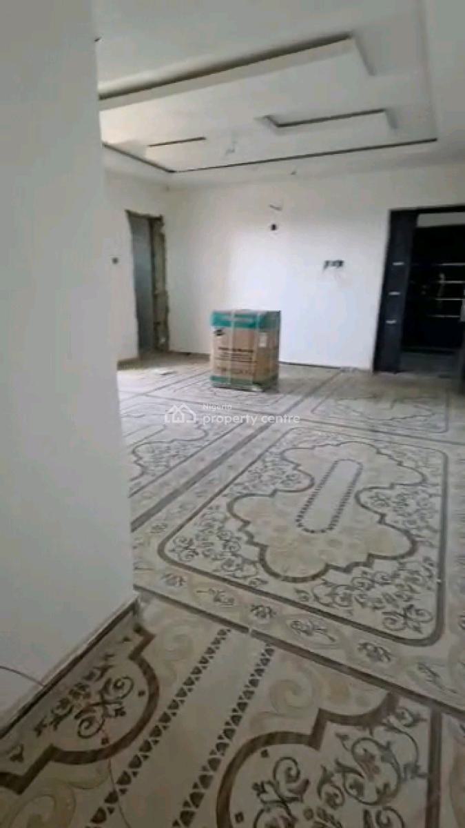 Executive, Very Decent, Standard and Nice Newly Built Two (2) Bedrooms, Alagomeji, Yaba, Lagos, Flat / Apartment for Rent