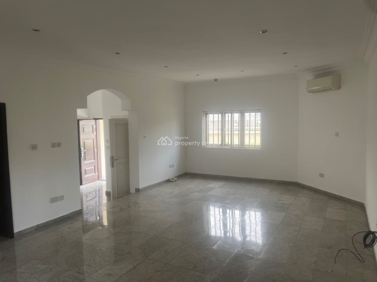 Luxury 3 Bedroom Apartment with Bq, Lekki Phase 1, Lekki, Lagos, Flat / Apartment for Rent