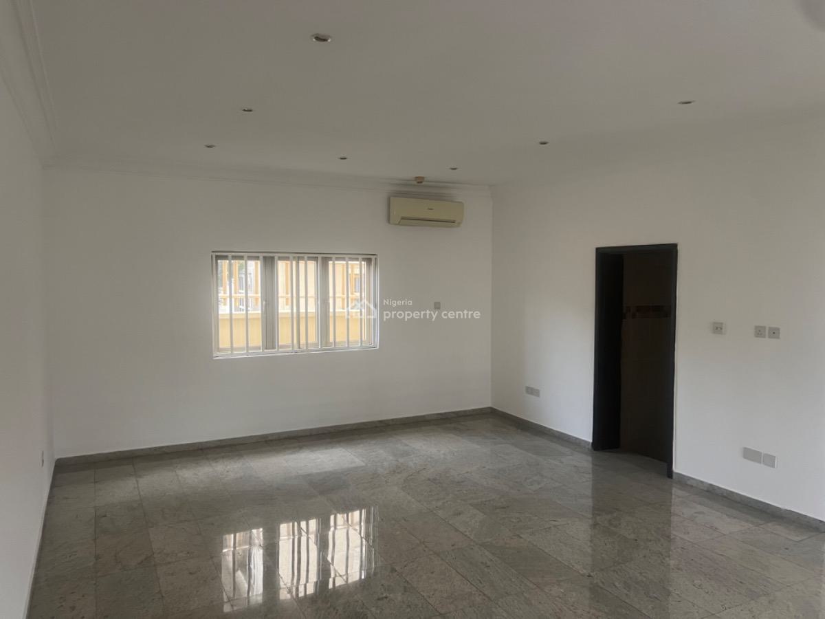 Luxury 3 Bedroom Apartment with Bq, Lekki Phase 1, Lekki, Lagos, Flat / Apartment for Rent