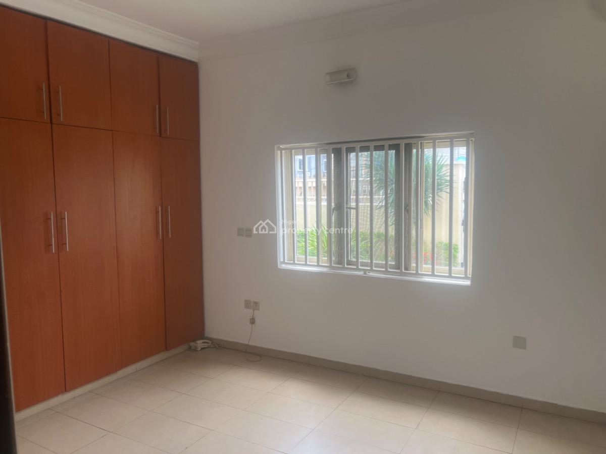Luxury 3 Bedroom Apartment with Bq, Lekki Phase 1, Lekki, Lagos, Flat / Apartment for Rent